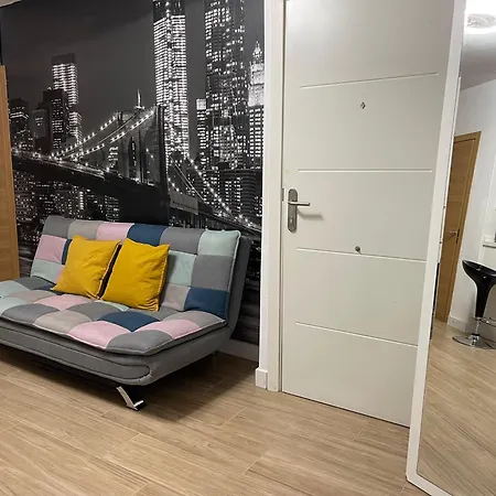 Cristianos Apartament *